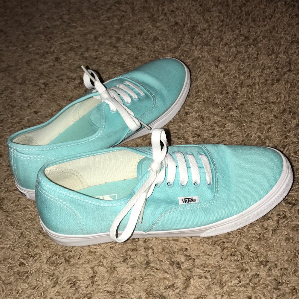 NWOT Baby blue Vans